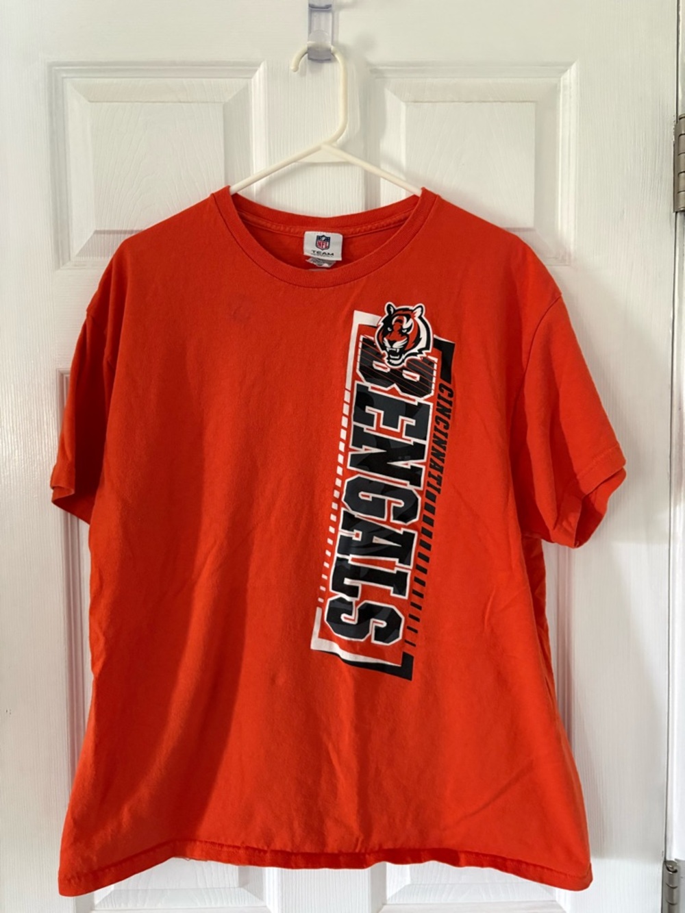 Cincinnati Bengals NFL Graphic Tee XL Orange Football Shirt Vintage Style - Picture 5 of 5